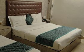 Majestic Park B & B At Airport